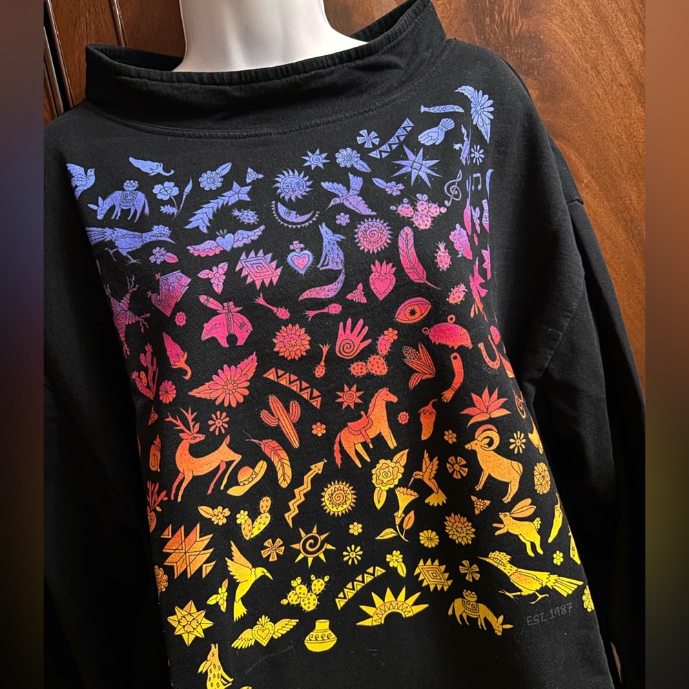 Sabaku Artwear Sweater - Picture 2 of 7